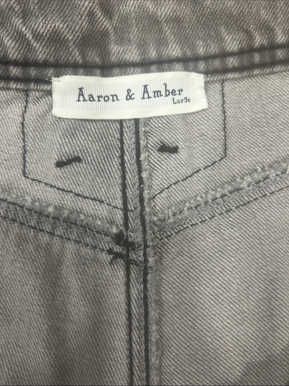 Aaron & Amber shorts Womens sz large Light Black Wash Denim Bermuda grunge flaw - Picture 4 of 14
